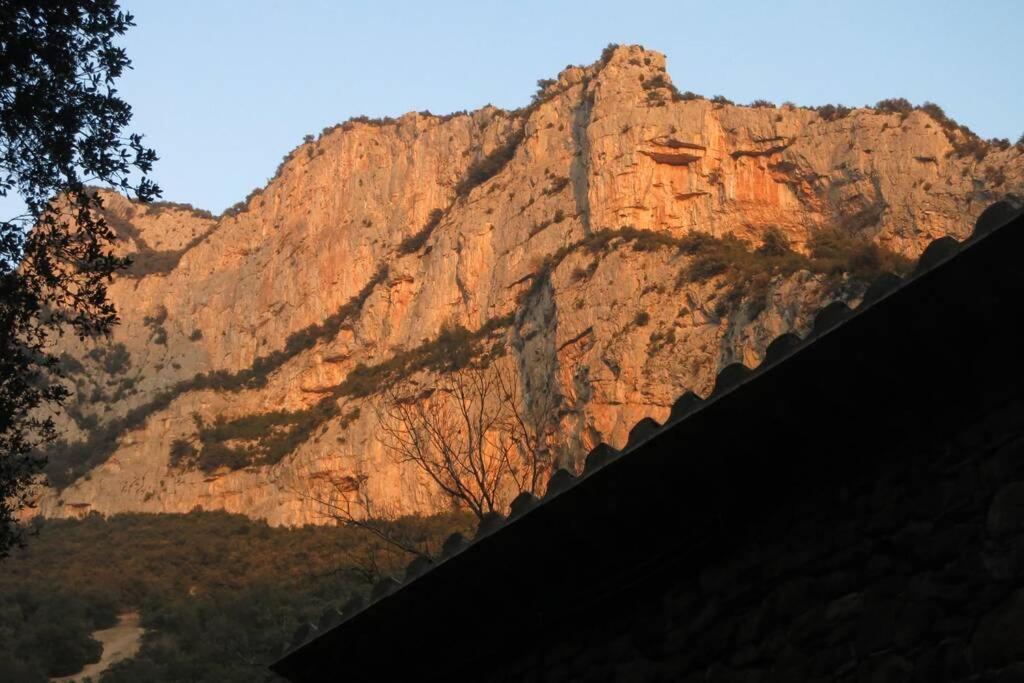 Апартаменти Pont De Valenti Mountain Retreat Жерона Екстер'єр фото